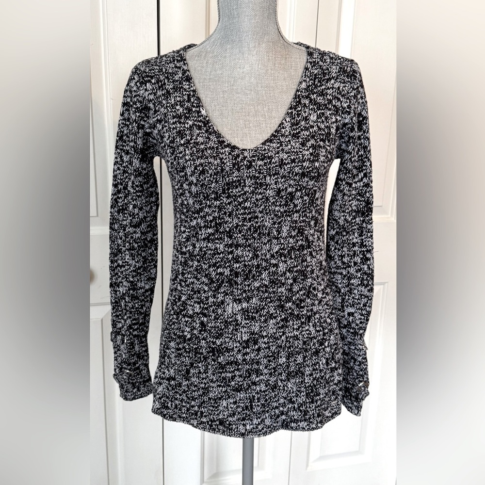 GUESS Two-Toned Cotton Knit Sweater- Sz- S